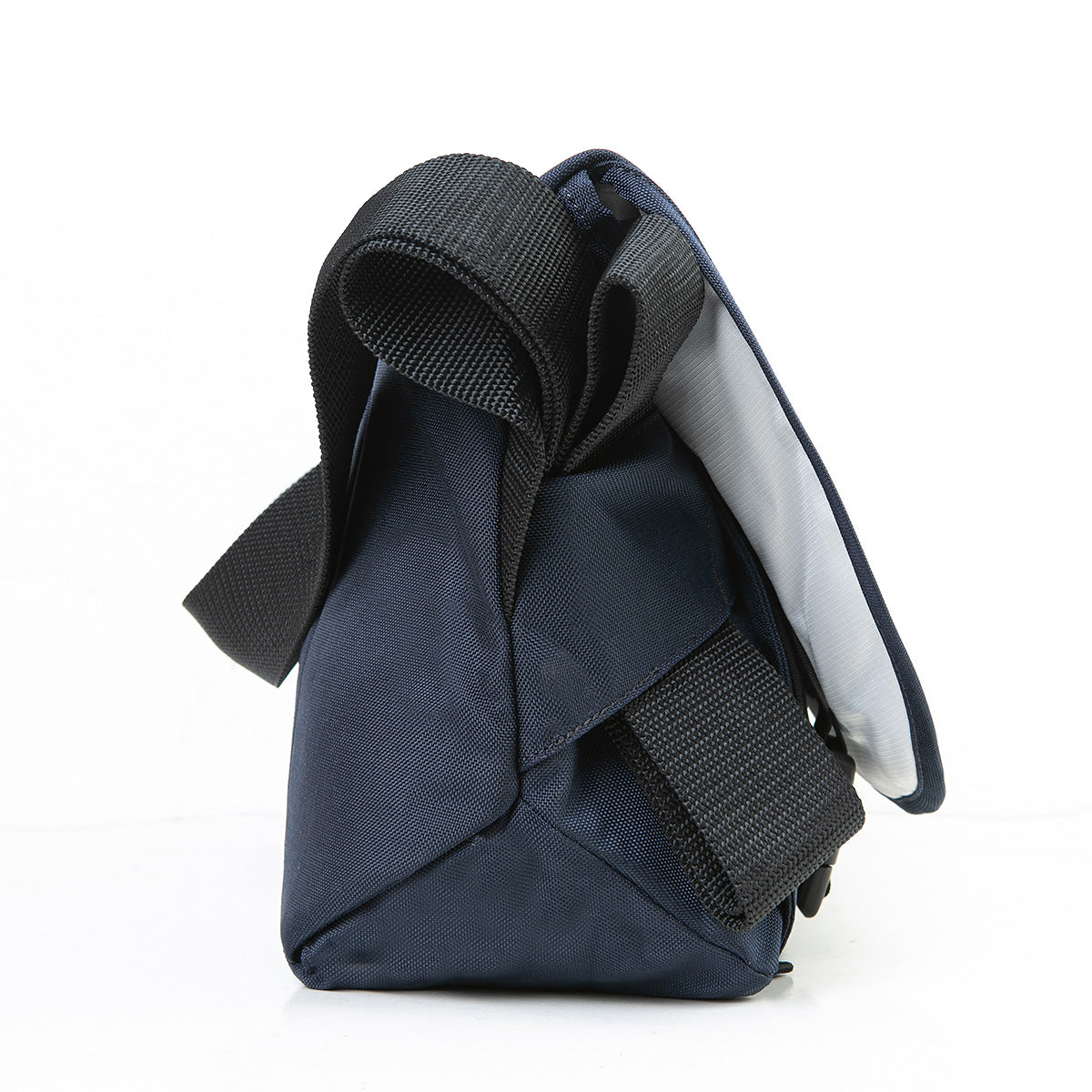 Dinky Di Messenger 13" Classic